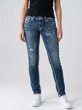 Low Rise Women's Blue Distressed Slim Jeans True Religion Size 30 Y2K